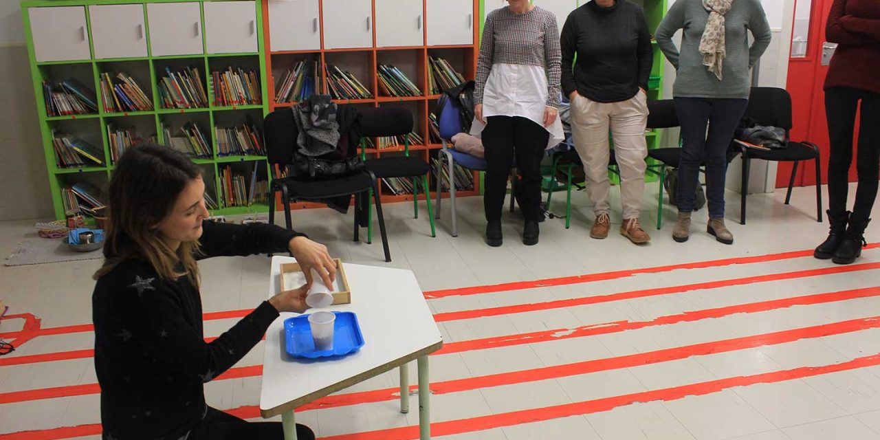 Montessori  munduan  murgiltzen!